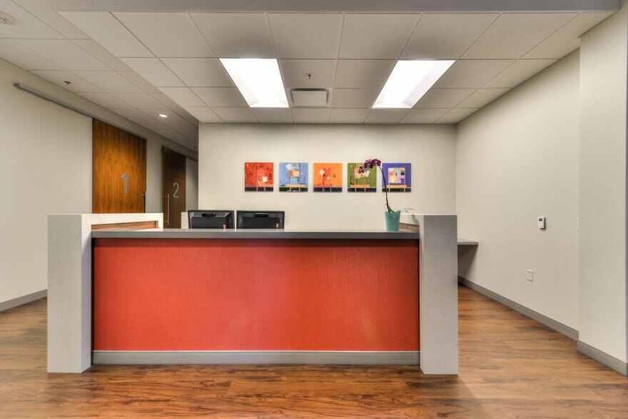 More Photos Of 4611 Centerview, San Antonio Medical For Sale