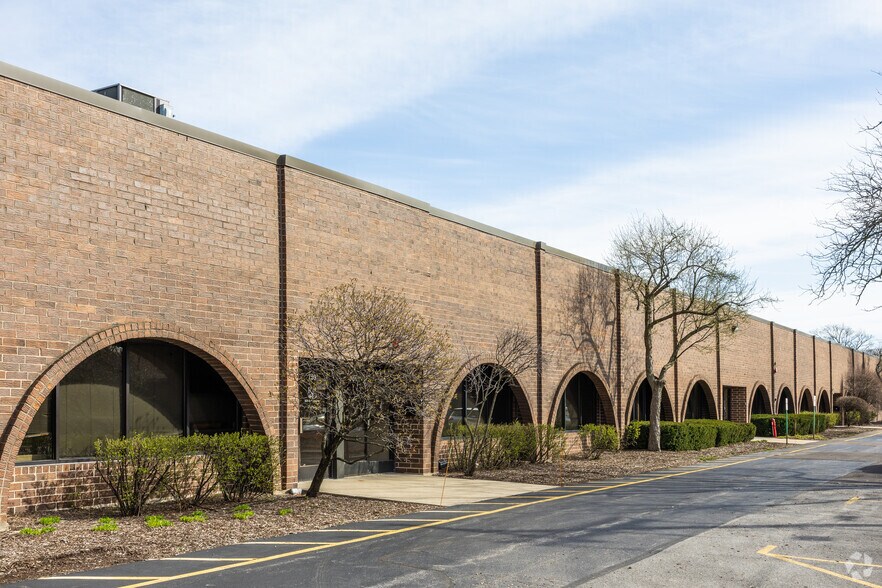 Primary Photo Of 747-797 S Glenn Ave, Wheeling Warehouse For Lease