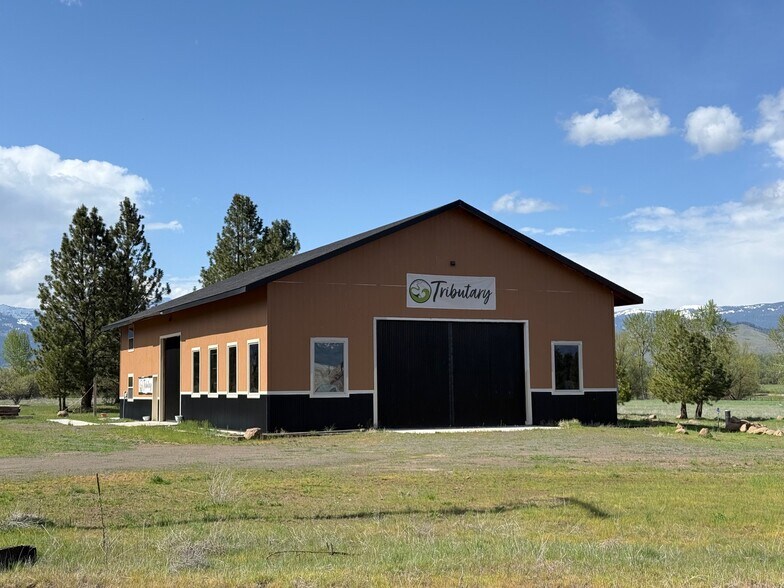 Primary Photo Of 38481 Sawmill Cutoff Ln, Halfway Warehouse For Sale