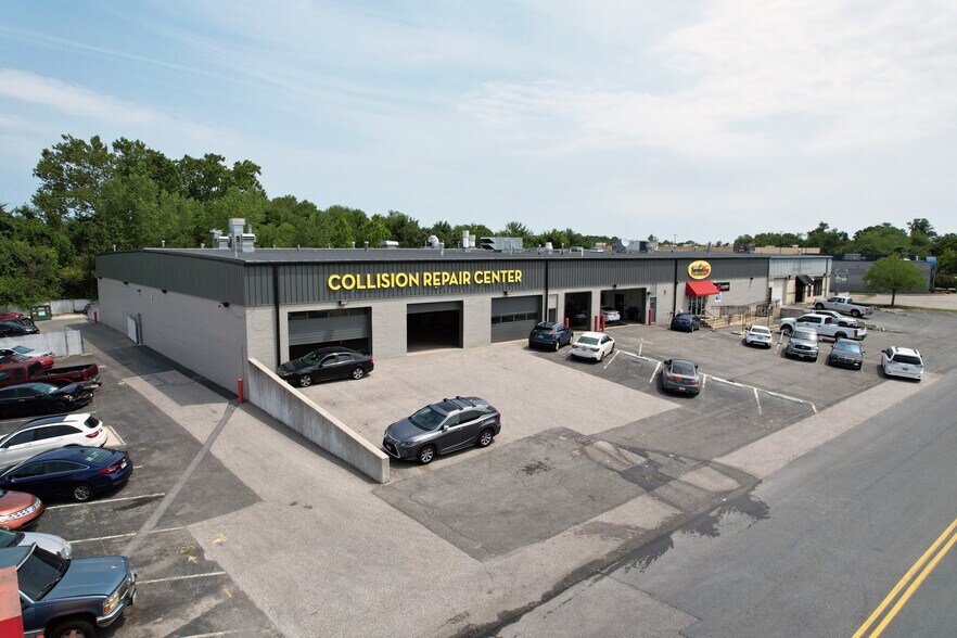 More Photos Of 110-114 Holsum Way, Glen Burnie Light Manufacturing For Sale