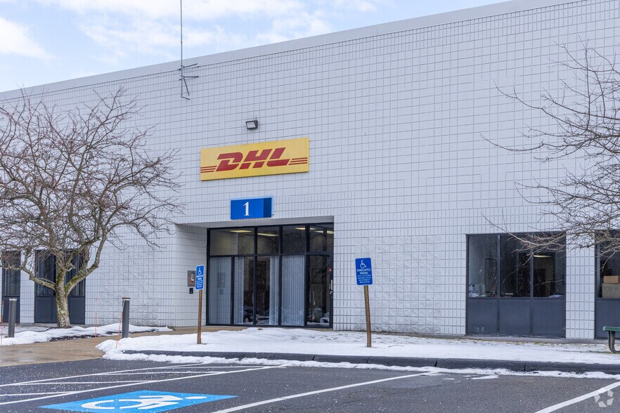 More Photos Of 1-5 Sassacus Dr, Westborough Warehouse For Lease