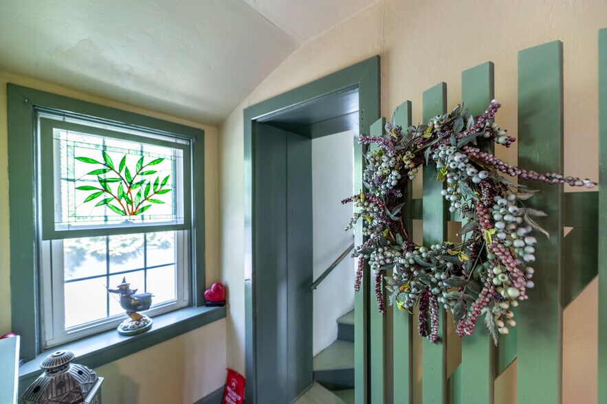 More Photos Of 547 Baltimore Pike, Glen Mills Office For Sale
