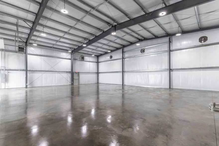 More Photos Of 3906 Caine Ln, Chattanooga Industrial For Sale