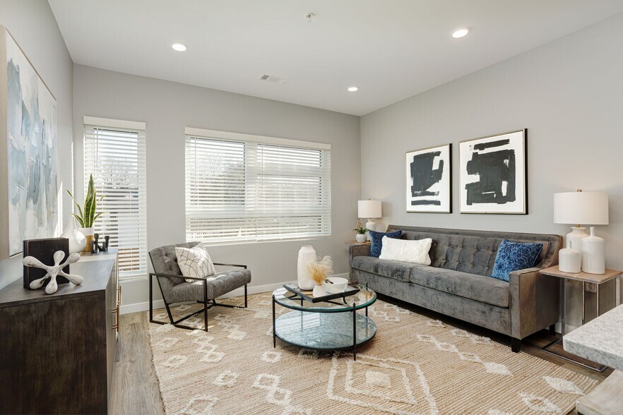 More Photos Of 4040 Travis Dr, Nashville Apartments For Sale