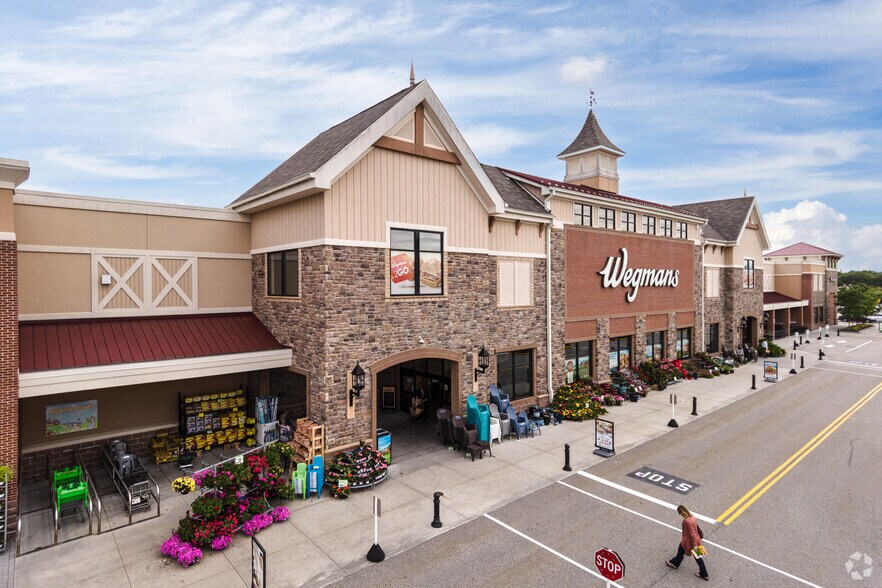 More Photos Of 7950 Telegraph Rd, Alexandria Unknown For Lease