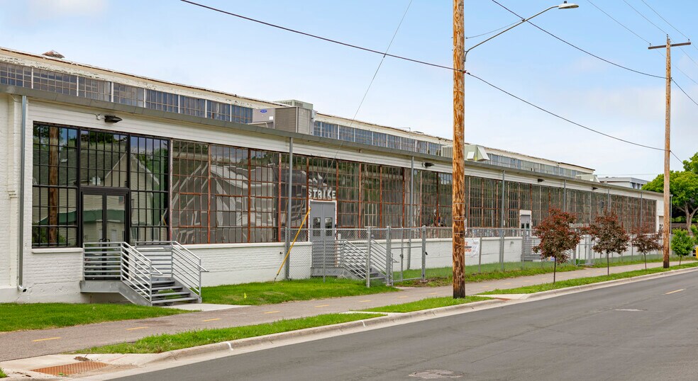 More Photos Of 1618-1620 Central Ave NE, Minneapolis Warehouse For Lease