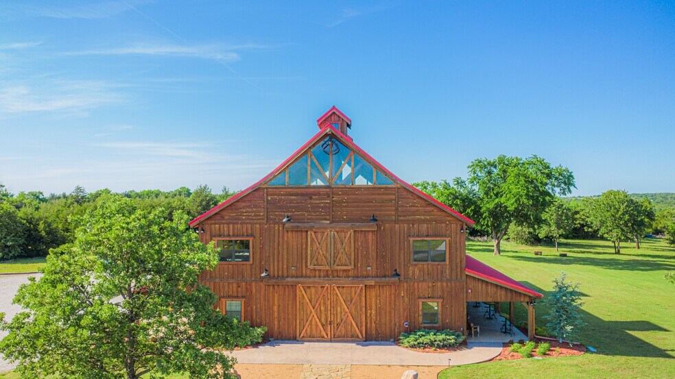 More Photos Of 347599 E 5400 Rd, Glencoe Lodge Meeting Hall For Sale