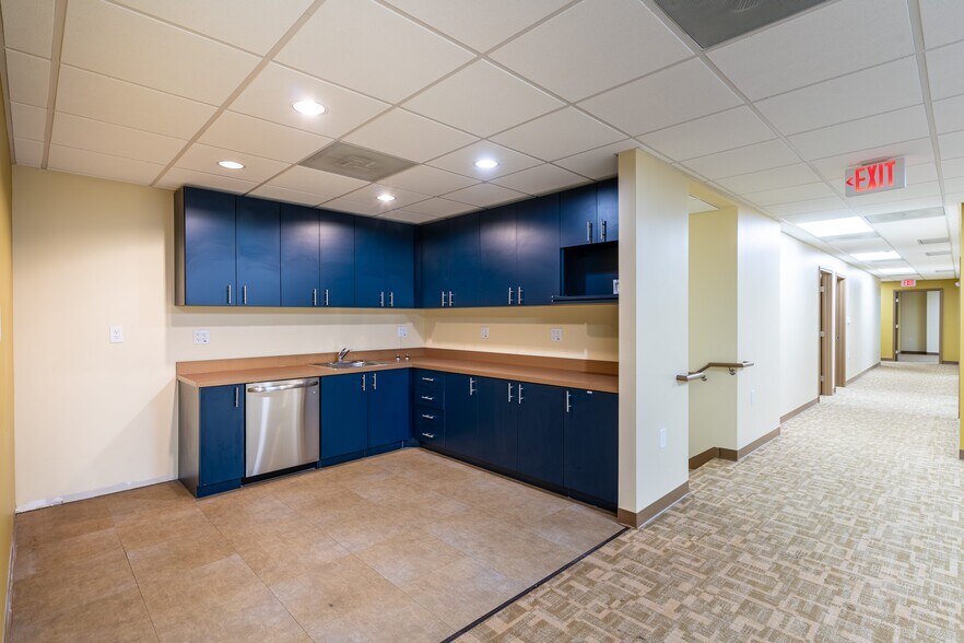 More Photos Of 11420 Johns Creek Pky, Duluth Office For Lease