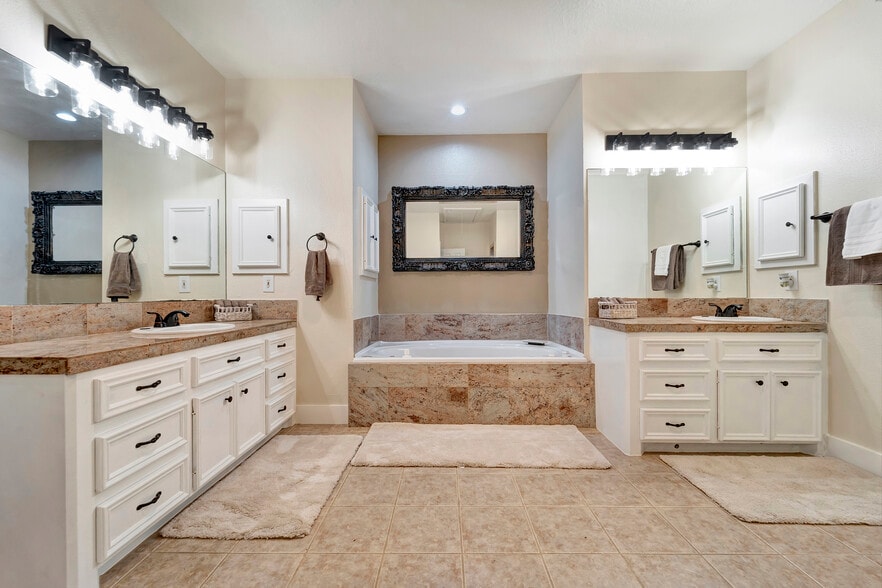 More Photos Of 5607 Sapp Rd, Conroe Lodge Meeting Hall For Sale