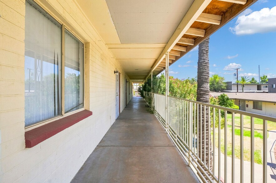 More Photos Of 1123 E Sierra Vista Dr, Phoenix Apartments For Sale