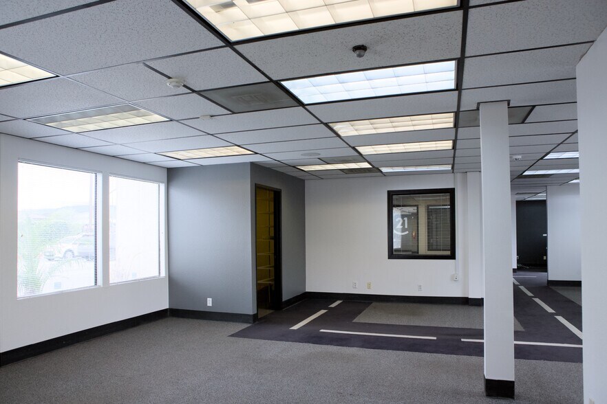 More Photos Of 480 W Rowland Ave, Covina Office For Sale