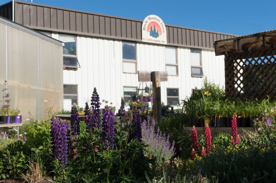 More Photos Of 305 Buckley Dr, Crested Butte Contractor Storage Yard For Sale