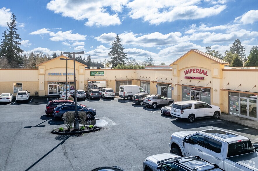 More Photos Of 11050 SE Powell Blvd, Portland Storefront For Lease