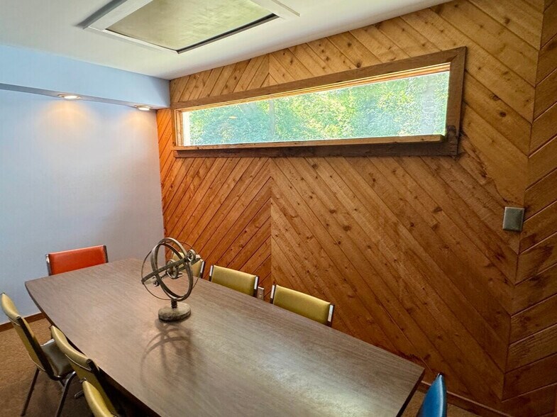 More Photos Of 2162 Ingleside Ave, Macon-Bibb Office Residential For Sale