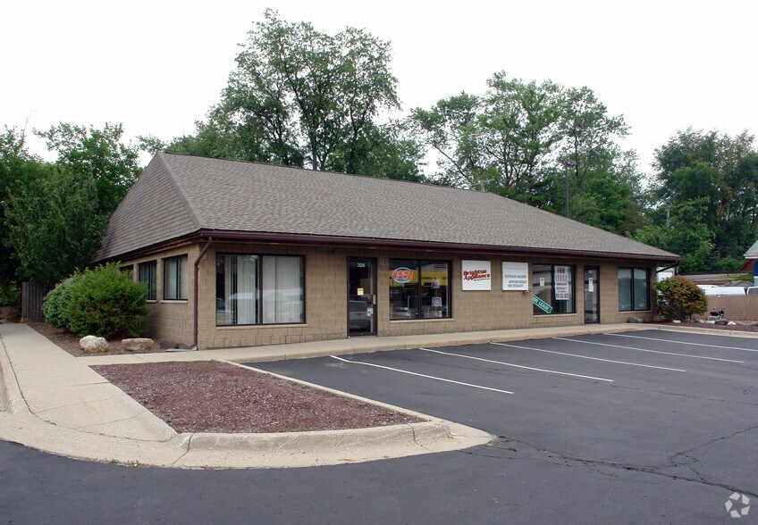 Primary Photo Of 322-324 W Grand River Ave, Brighton Freestanding For Sale
