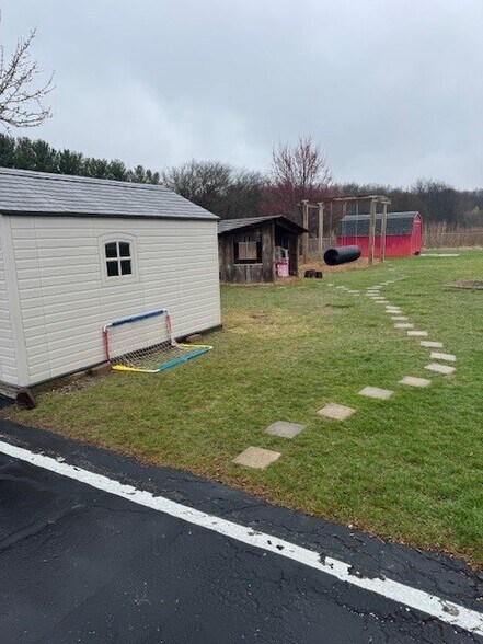 More Photos Of 120 W Willis Rd, Saline Specialty For Sale