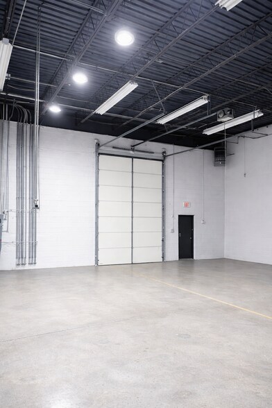 More Photos Of 100 Naamans Rd, Claymont Distribution For Lease