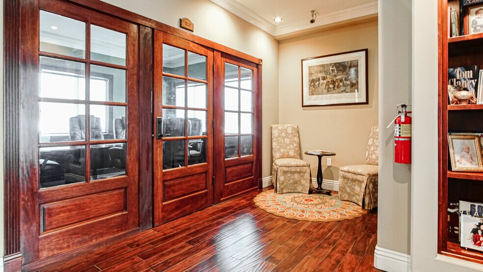 More Photos Of 116 S Catalina Ave, Redondo Beach Office For Lease