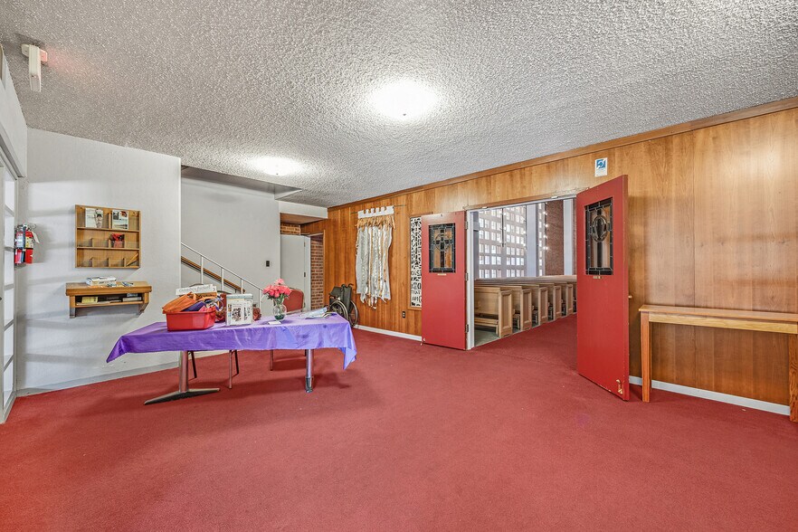 More Photos Of 1900 Potrero Way, Sacramento Religious Facility For Sale