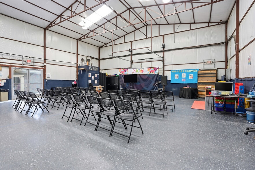 More Photos Of 342 SW Alsbury Blvd, Burleson Religious Facility For Sale