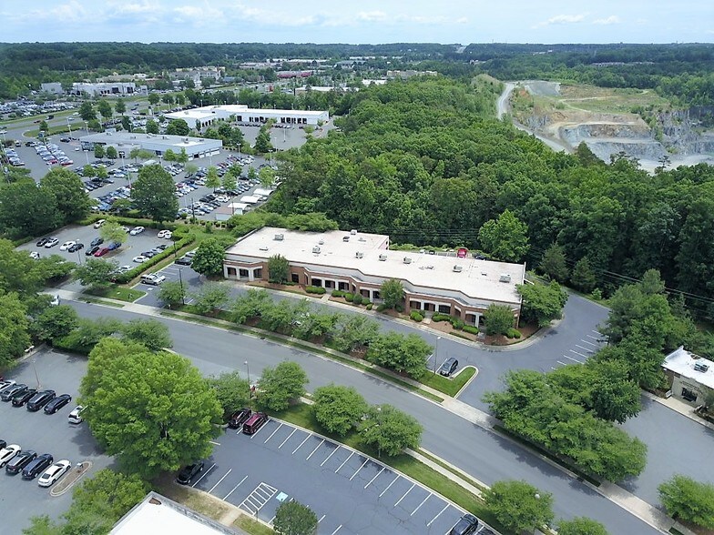More Photos Of 2400 Crownpoint Executive Dr, Charlotte Office For Lease