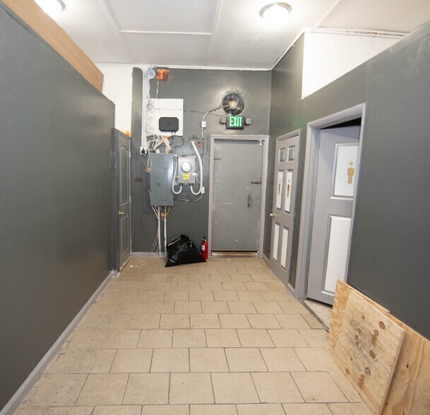 More Photos Of 3600 S Hanover St, Baltimore Storefront For Sale