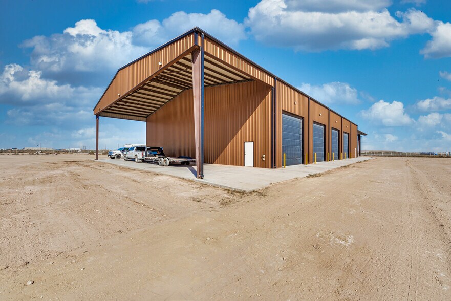 More Photos Of 2820 S FM 866, Odessa Manufacturing For Lease