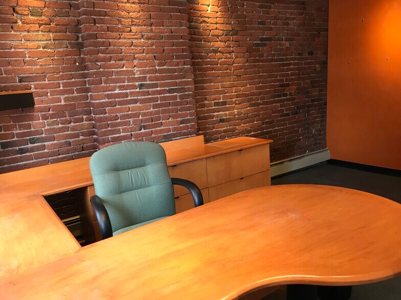 More Photos Of 428 Boulevard of the Allies, Pittsburgh Office For Lease