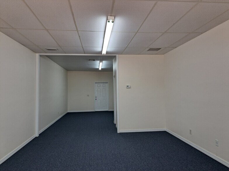 More Photos Of 2501 27th Ave, Vero Beach Unknown For Lease