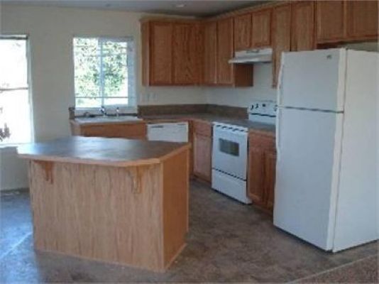 More Photos Of 2544 SE 141st Ave, Portland Apartments For Sale