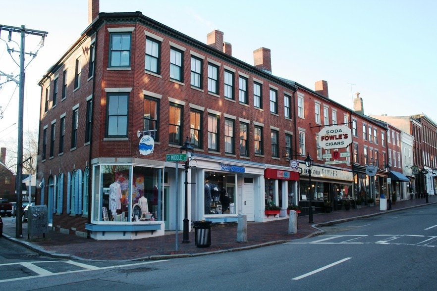 Primary Photo Of 4 Middle St, Newburyport Office For Lease