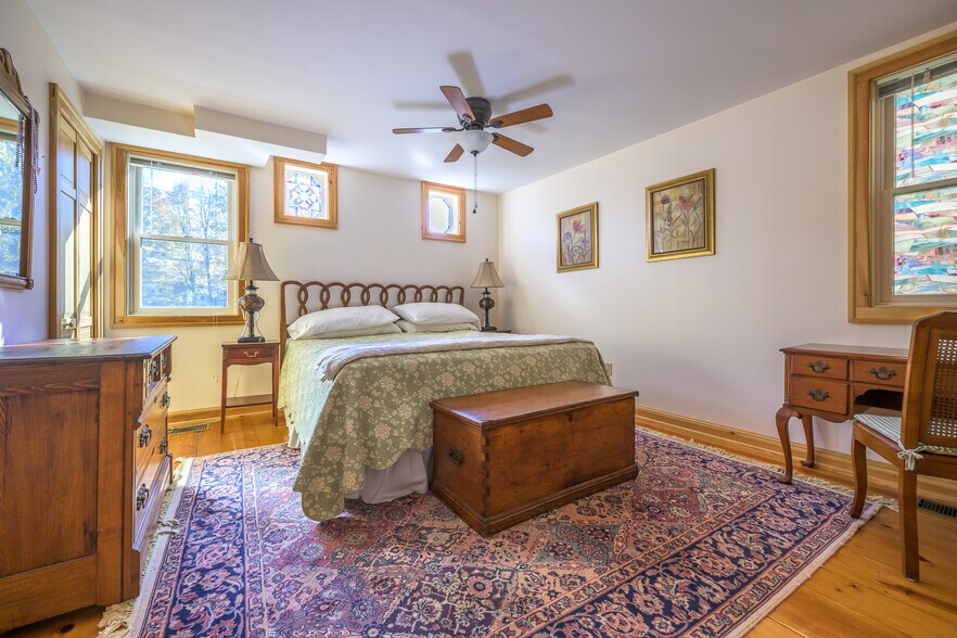 More Photos Of 518 Main St, Great Barrington Hospitality For Sale
