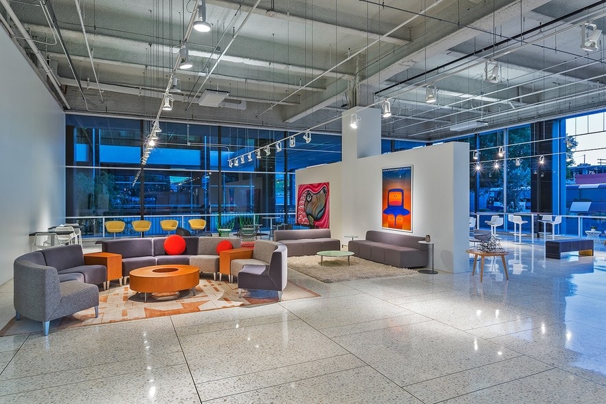 More Photos Of 1150 S Olive St, Los Angeles Office For Lease