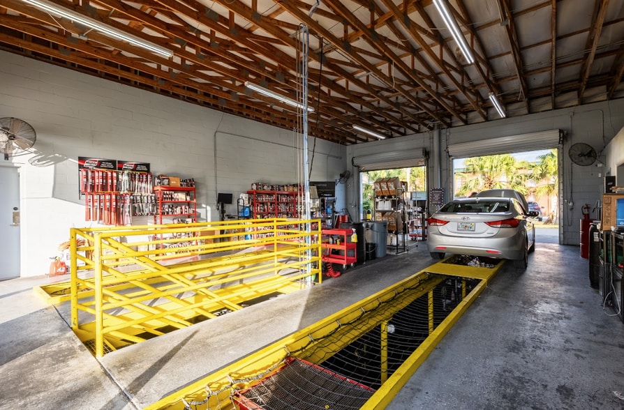 More Photos Of 6501 66th St N, Pinellas Park Carwash For Sale