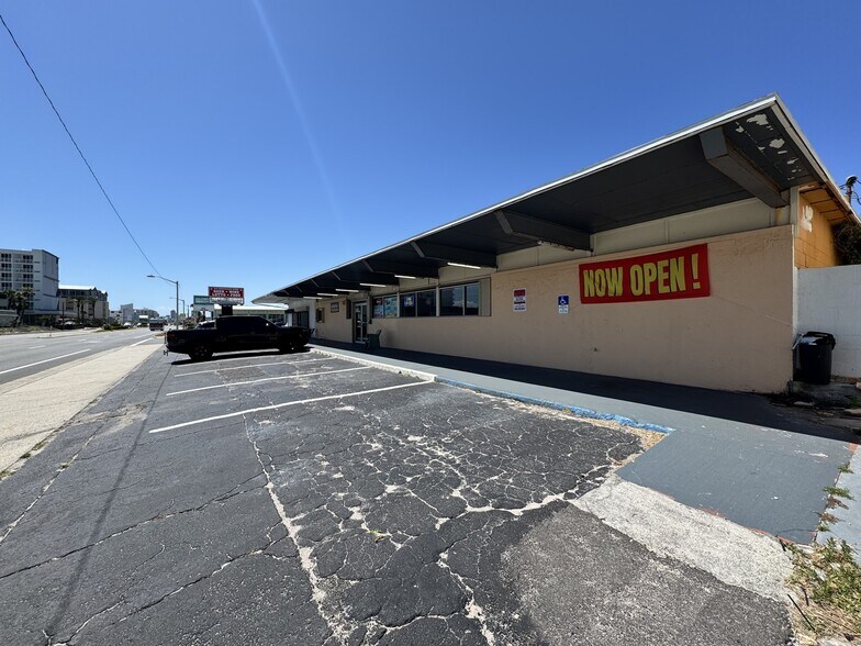 More Photos Of 162 S Atlantic Ave, Ormond Beach General Retail For Lease