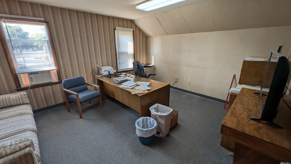 More Photos Of 1201 Lincolnway W, Mishawaka Medical For Sale