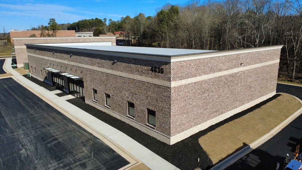 More Photos Of 4635 Atlanta Hwy, Flowery Branch Warehouse For Sale