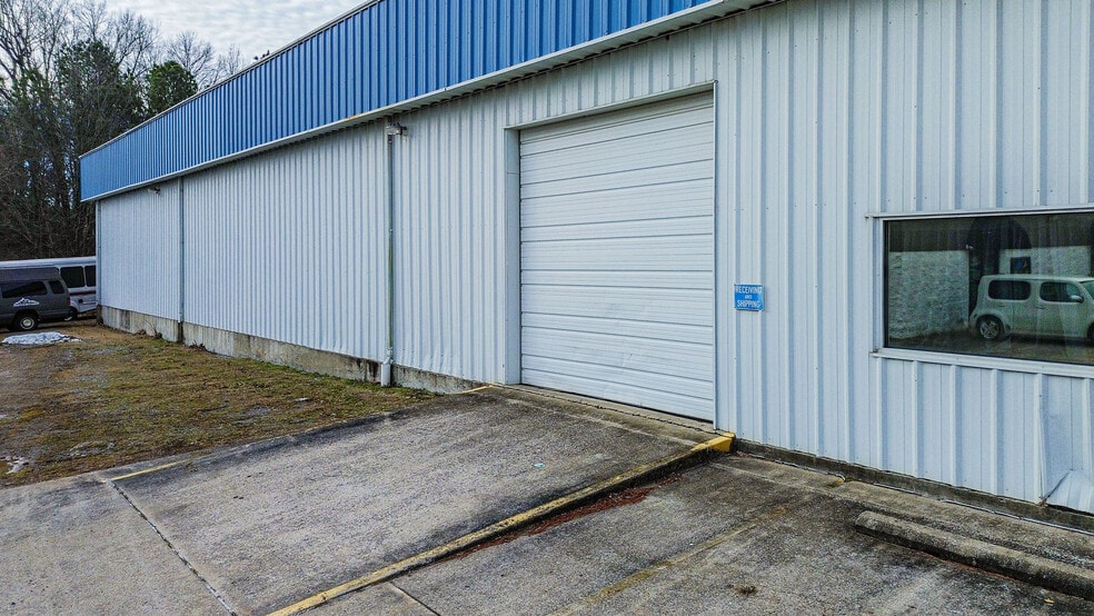 More Photos Of 3530 Park Plaza Rd, Paducah Flex For Lease