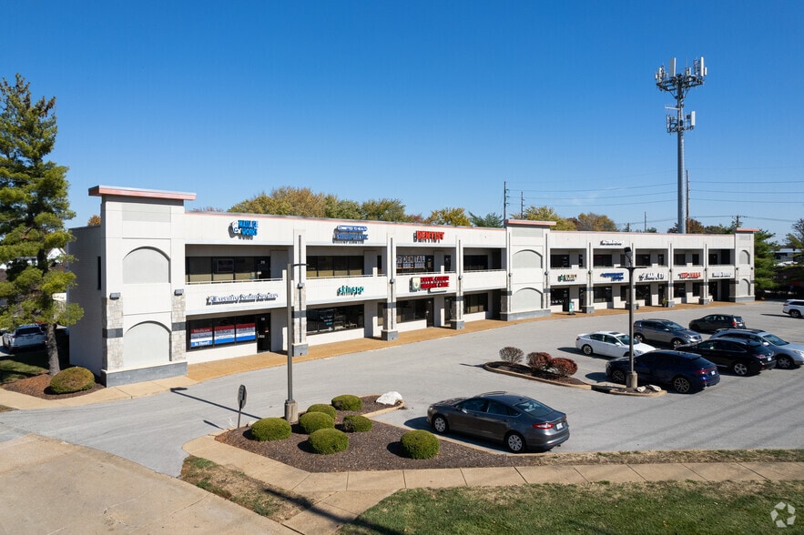 Primary Photo Of 13035 Olive Blvd, Creve Coeur General Retail For Lease
