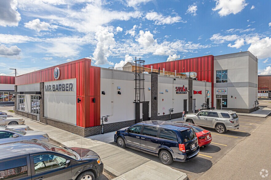 More Photos Of 2373 Maple Rd NW, Edmonton General Retail For Lease