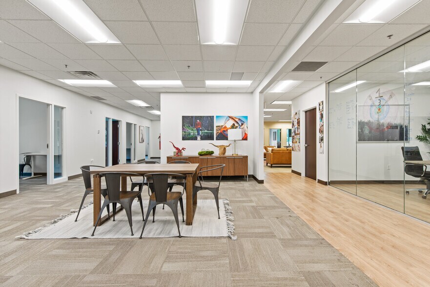 More Photos Of 5255 N Edgewood Dr, Provo Office For Lease