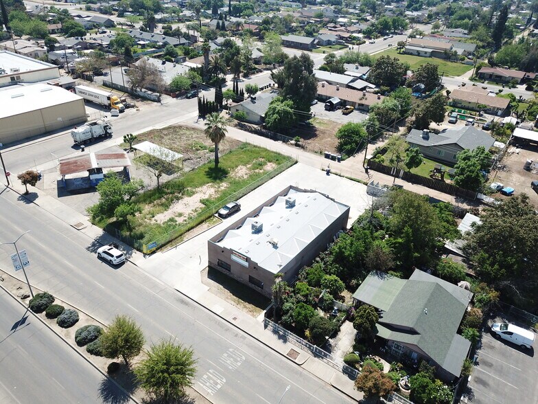 More Photos Of 1233 Park Blvd, Orange Cove Freestanding For Lease