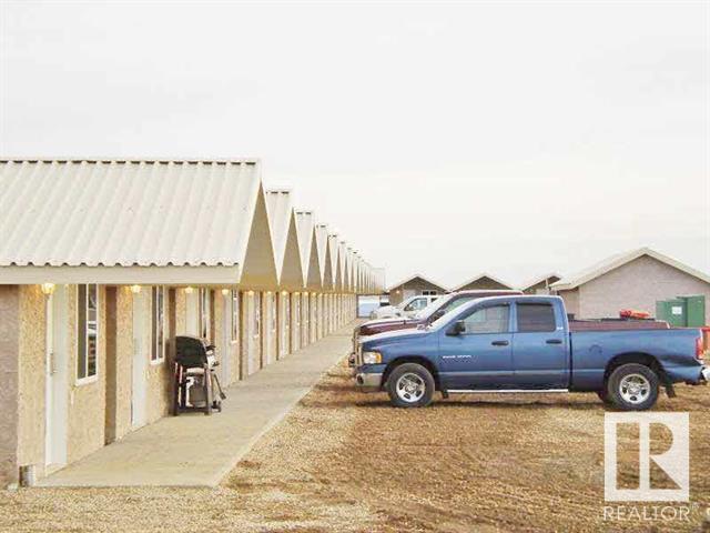 More Photos Of 5125 North Avenue ave, Swan Hills Hotel For Sale