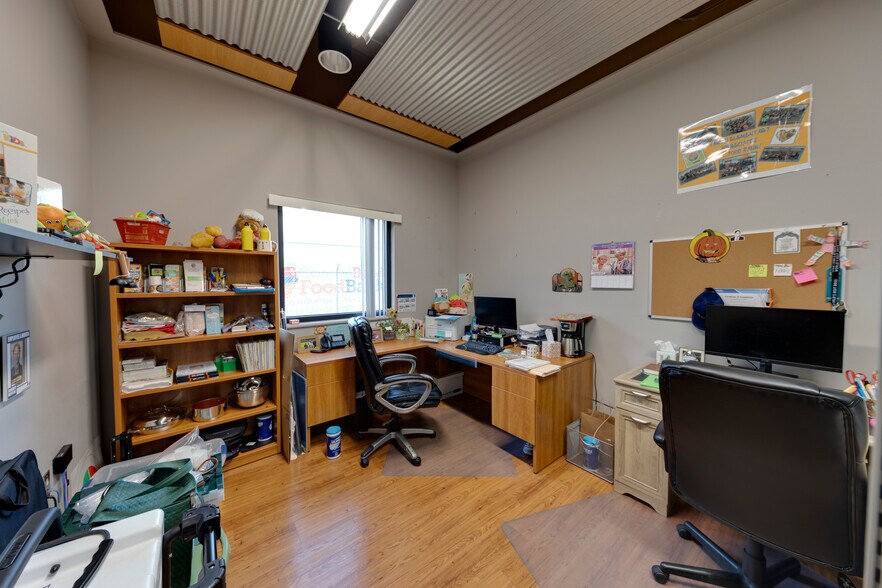 More Photos Of 826 Krill St, Corpus Christi Warehouse For Lease