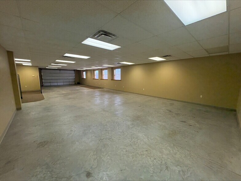 More Photos Of 5200 S Cliff Ave, Sioux Falls Office For Lease