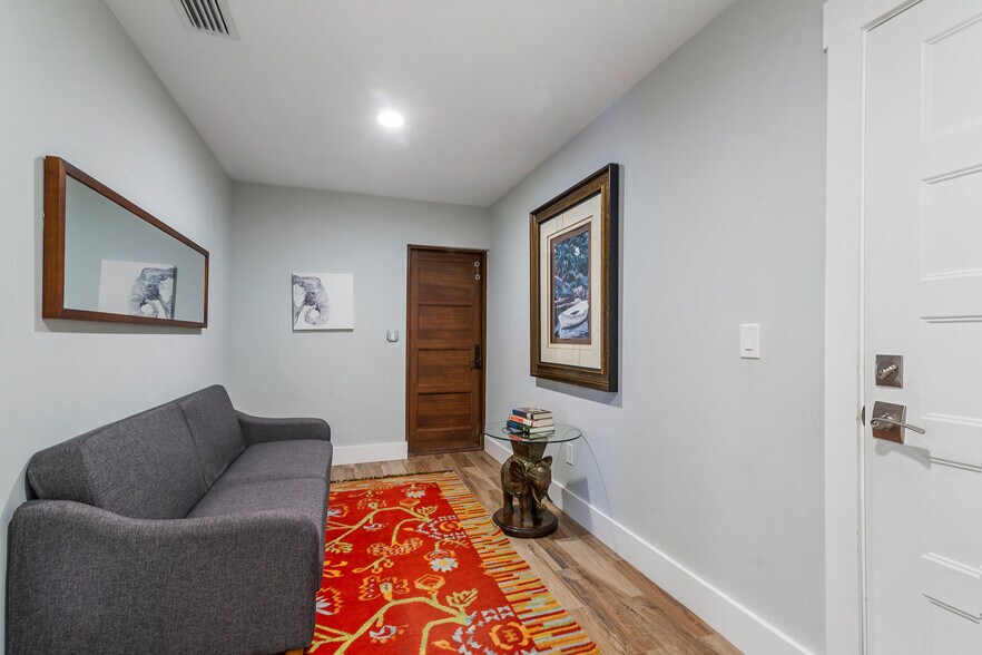 More Photos Of 1768 Tudor Rd, North Palm Beach Specialty For Sale