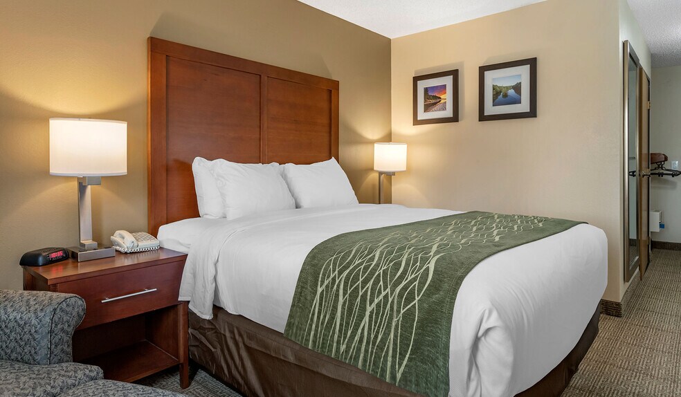 More Photos Of 9742 Woodlane Dr, Dimondale Hotel For Sale