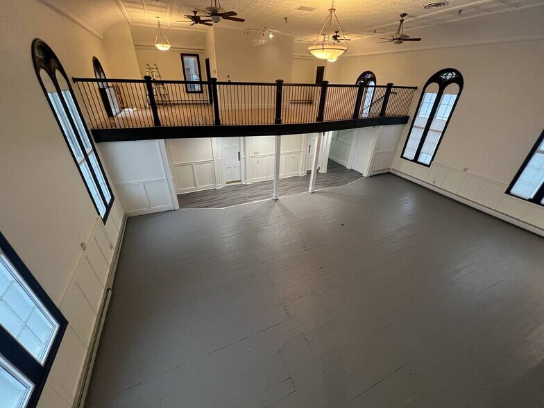 More Photos Of 45 Pearl St, Portsmouth Office For Lease