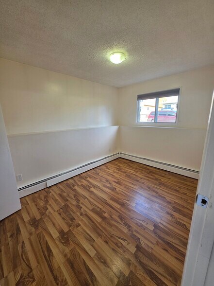 More Photos Of 4503 73rd St NW, Calgary Apartments For Sale