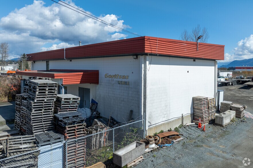 Primary Photo Of 990 Riverside Rd, Abbotsford Distribution For Sale